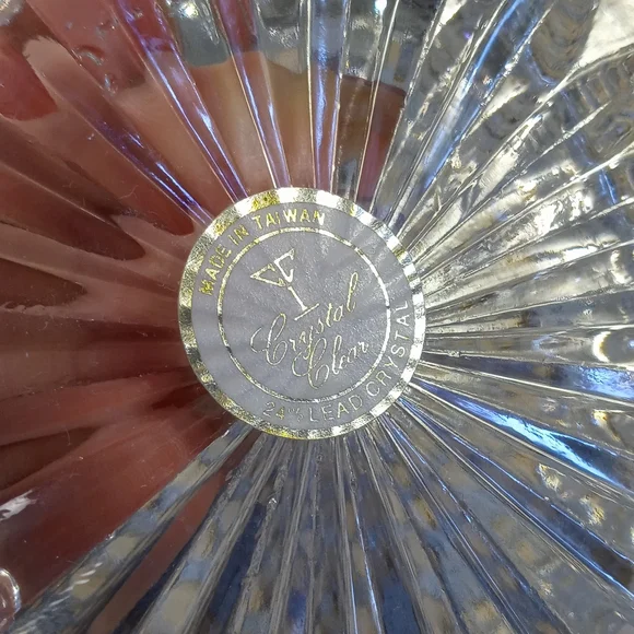 Lead Crystal Clock Set - Picture 12 of 16